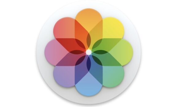 Flux Photos Apple