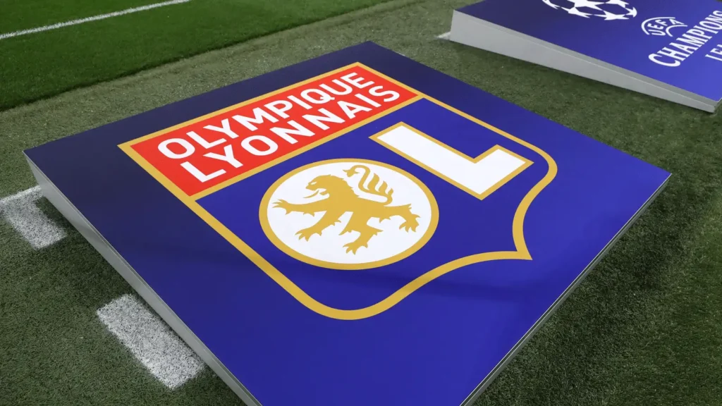 Un séisme dans le football français : L'Olympique Lyonnais relégué pour raisons financières 1 Olympique Lyonnais